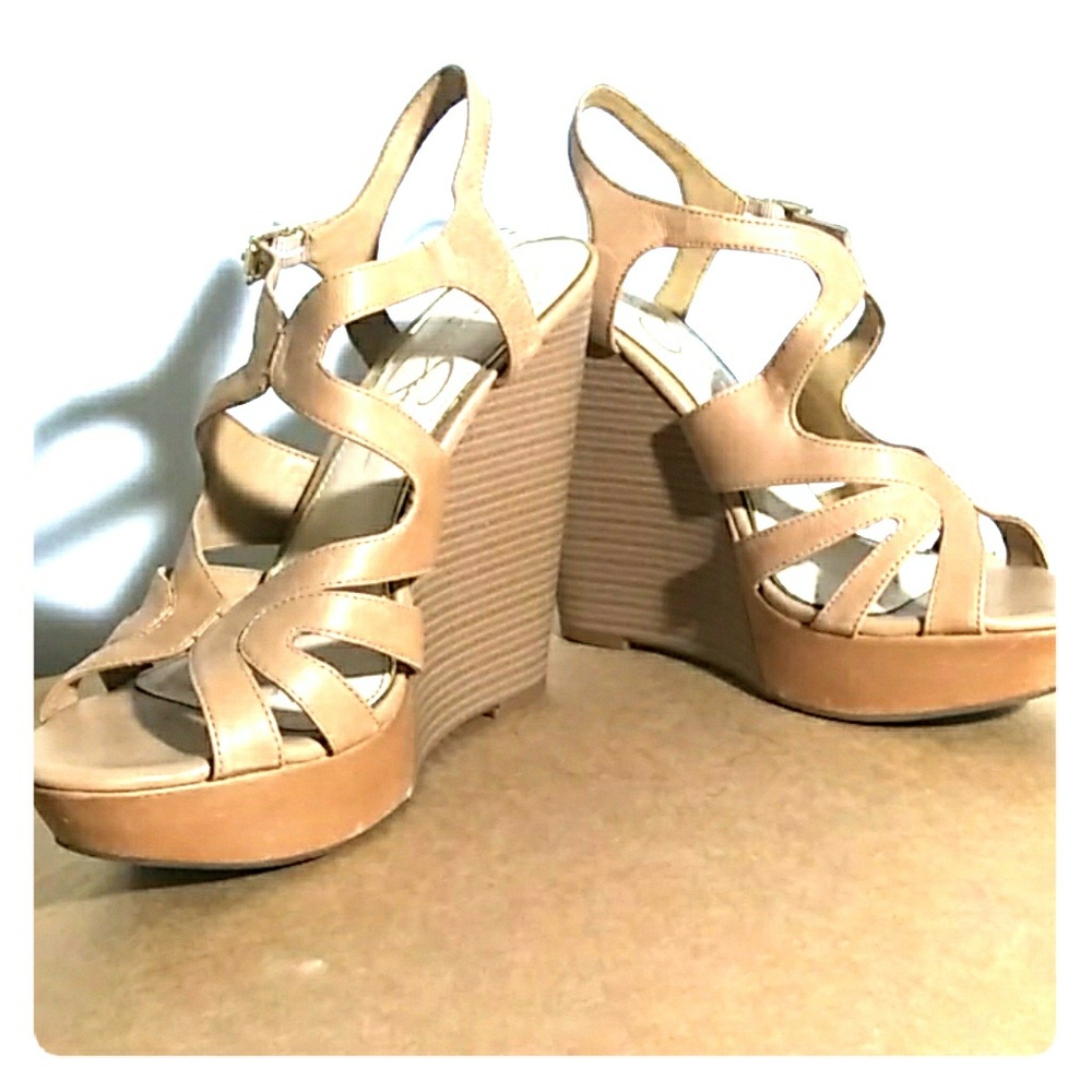Jessica Simpson Wedges